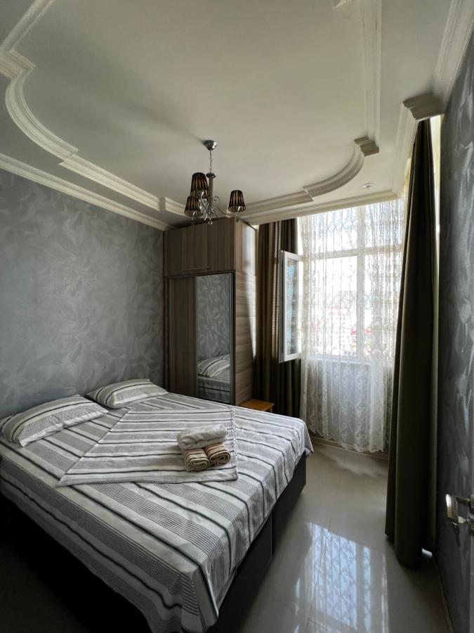 Nukri'S Apartment Batumi Exteriör bild